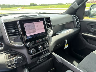 2026 RAM 1500 RAM 1500 EXPRESS CREW CAB 4X4 5'7' BOX