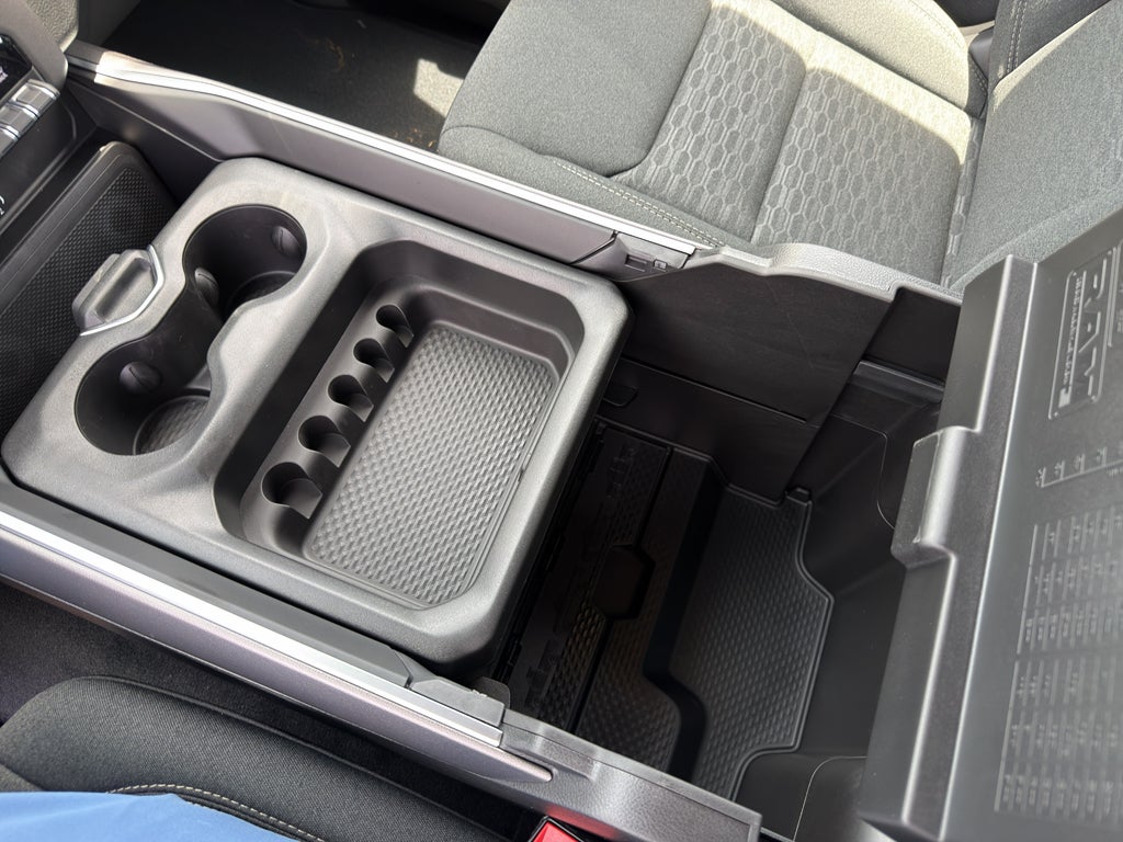 2026 RAM 1500 RAM 1500 EXPRESS CREW CAB 4X4 5'7' BOX