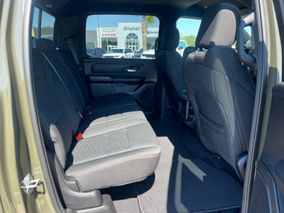 2027 RAM 1500 RAM 1500 EXPRESS CREW CAB 4X4 5'7' BOX