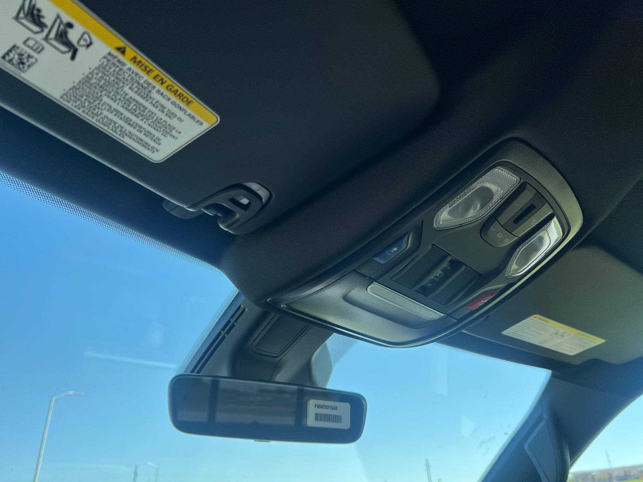 2027 RAM 1500 RAM 1500 EXPRESS CREW CAB 4X4 5'7' BOX
