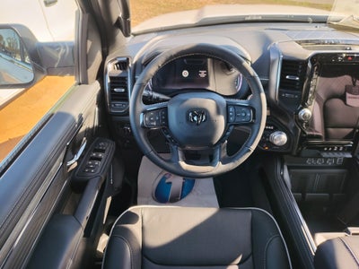 2026 RAM 1500 RAM 1500 LIMITED CREW CAB 4X4 5'7' BOX