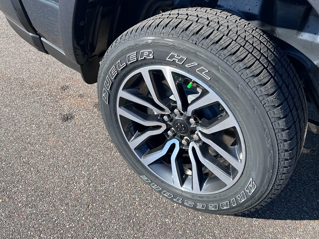 2026 RAM 1500 RAM 1500 LIMITED CREW CAB 4X4 5'7' BOX