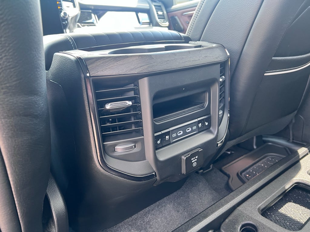 2026 RAM 1500 RAM 1500 LIMITED CREW CAB 4X4 5'7' BOX