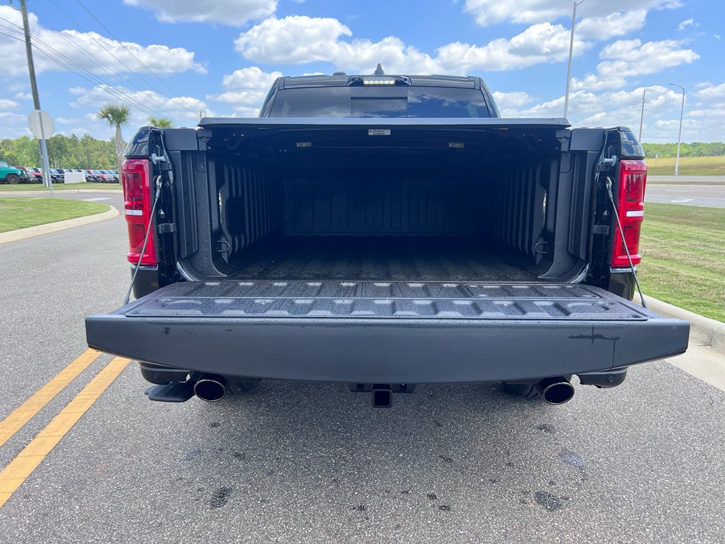 2026 RAM 1500 RAM 1500 LIMITED CREW CAB 4X4 5'7' BOX