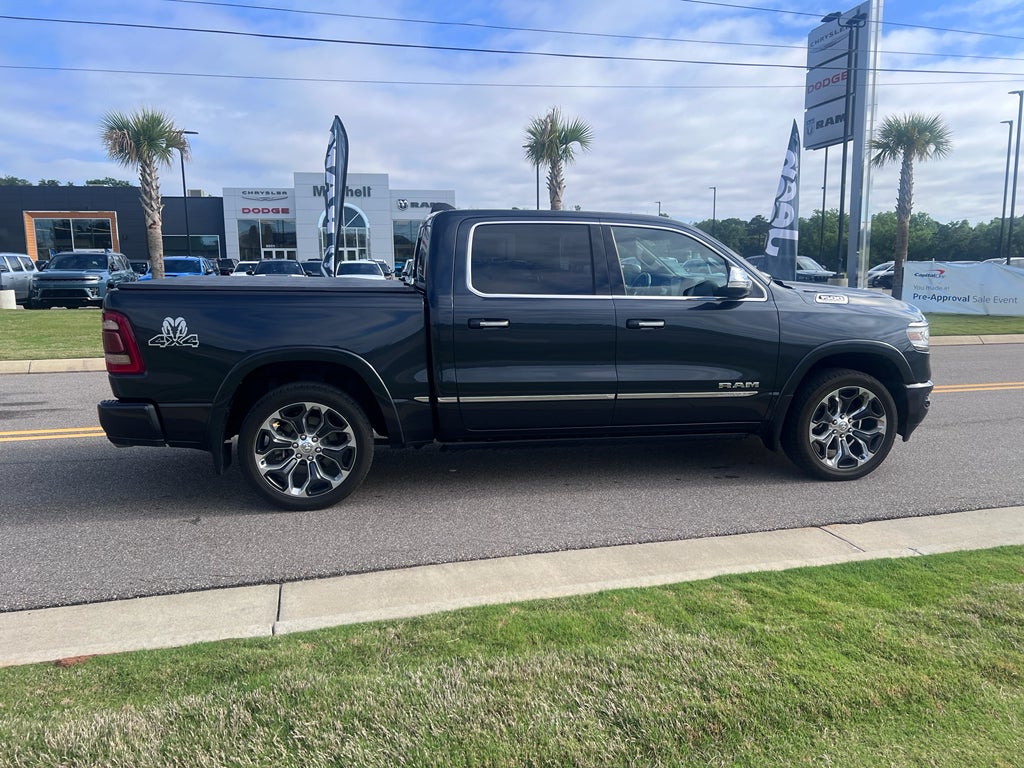 2019 RAM 1500 Limited Crew Cab 4x4 5'7' Box