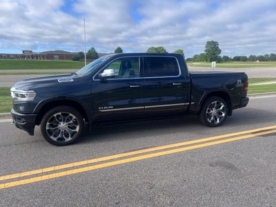 2019 RAM 1500 Limited Crew Cab 4x4 5'7' Box