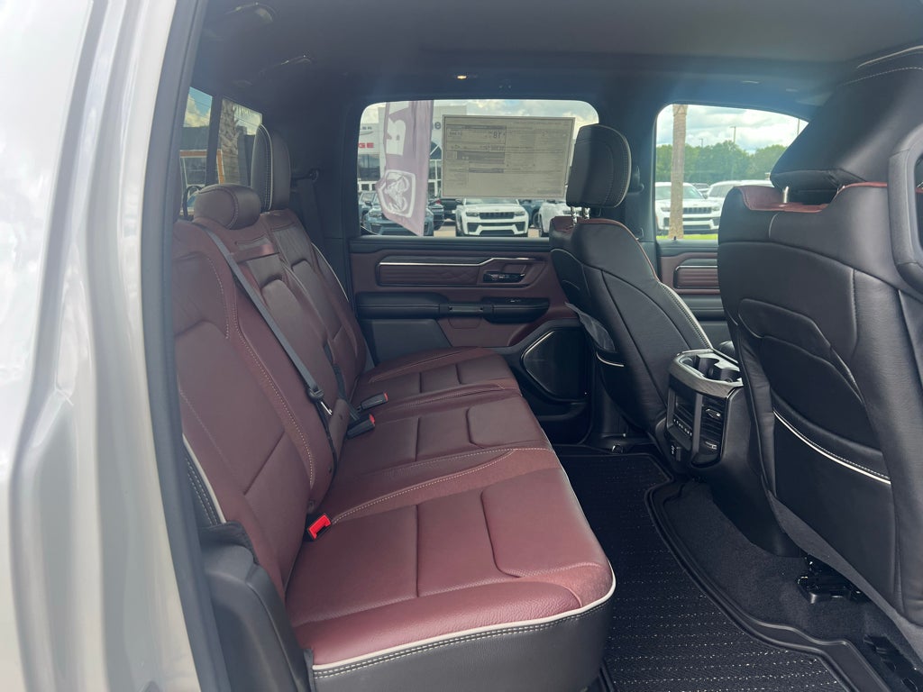 2027 RAM 1500 RAM 1500 LIMITED CREW CAB 4X4 5'7' BOX