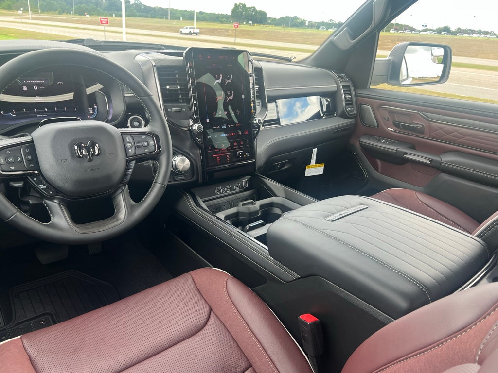 2027 RAM 1500 RAM 1500 LIMITED CREW CAB 4X4 5'7' BOX