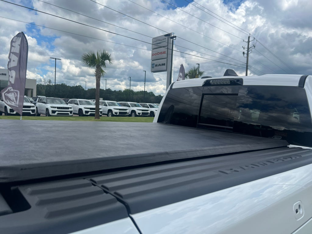 2027 RAM 1500 RAM 1500 LIMITED CREW CAB 4X4 5'7' BOX