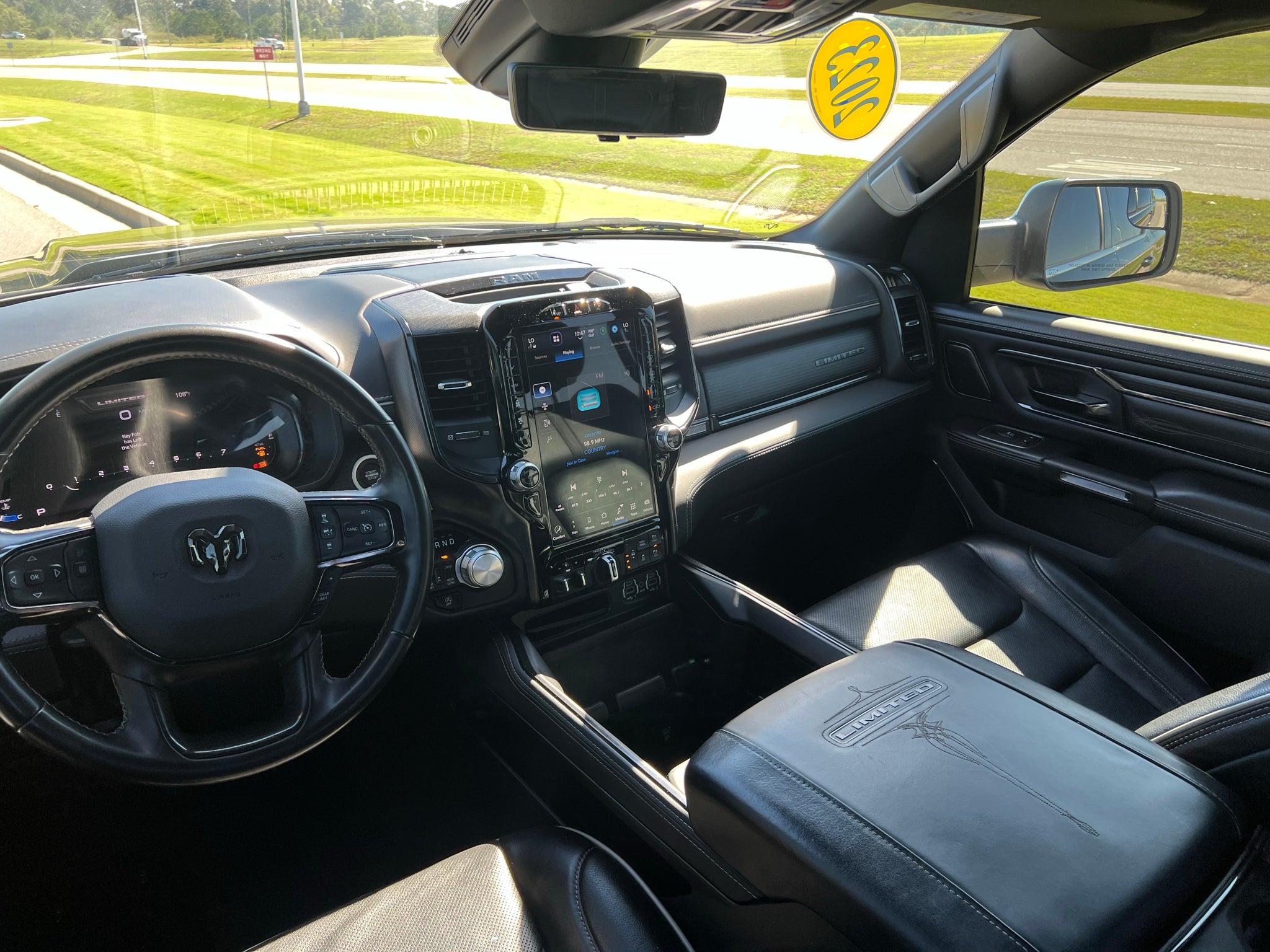 2023 RAM 1500 Limited Crew Cab 4x4 5'7' Box