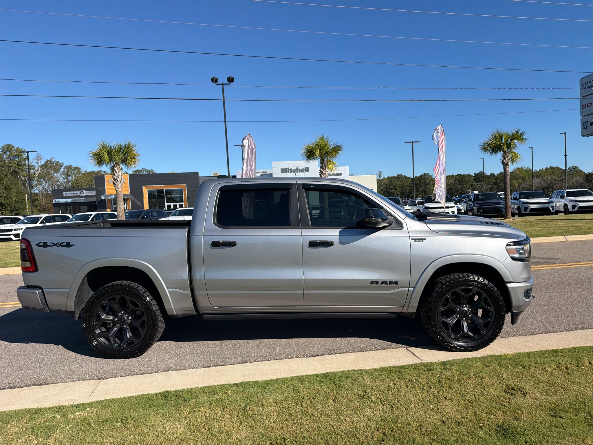 2024 RAM 1500 Limited Crew Cab 4x4 5'7' Box