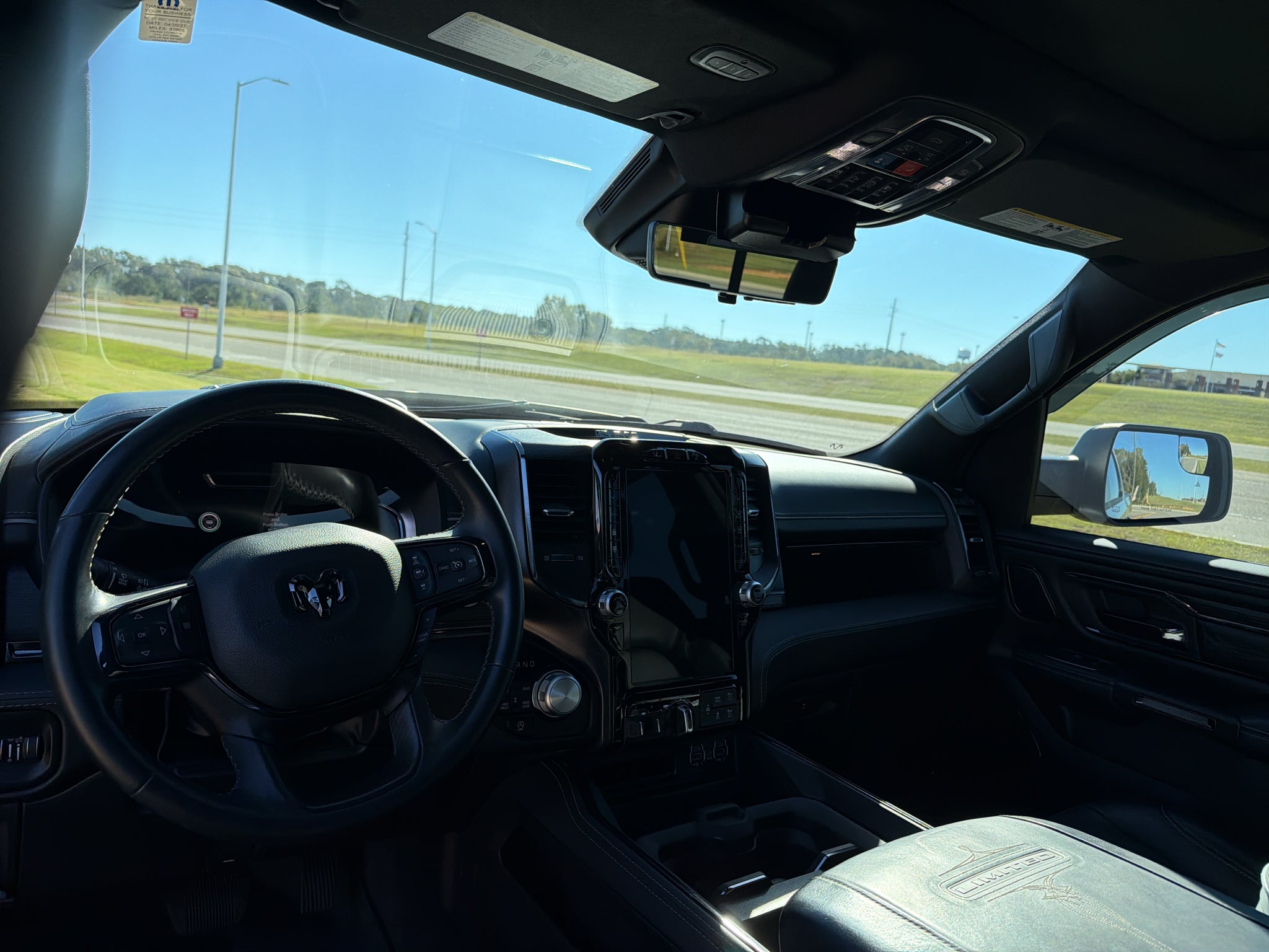 2024 RAM 1500 Limited Crew Cab 4x4 5'7' Box