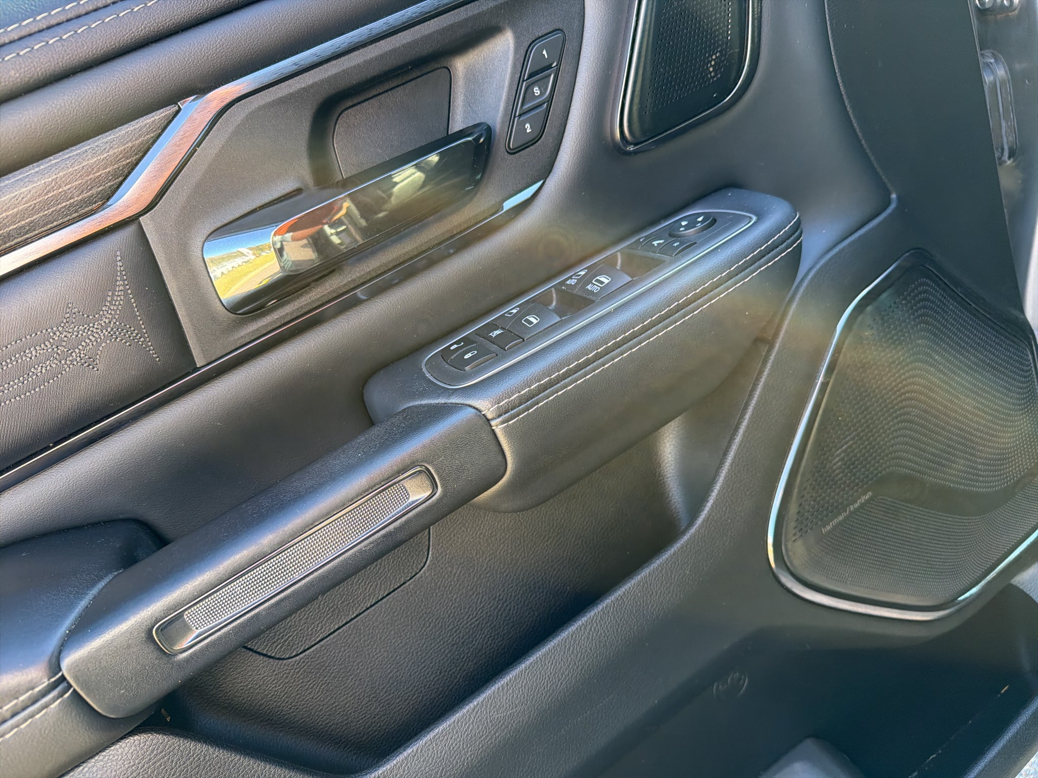2024 RAM 1500 Limited Crew Cab 4x4 5'7' Box