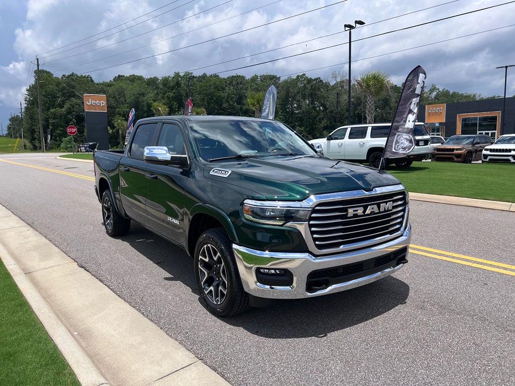 2026 RAM 1500 RAM 1500 LARAMIE CREW CAB 4X4 5'7' BOX