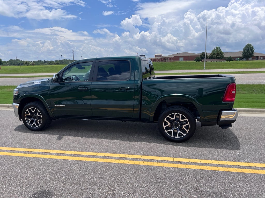 2026 RAM 1500 RAM 1500 LARAMIE CREW CAB 4X4 5'7' BOX