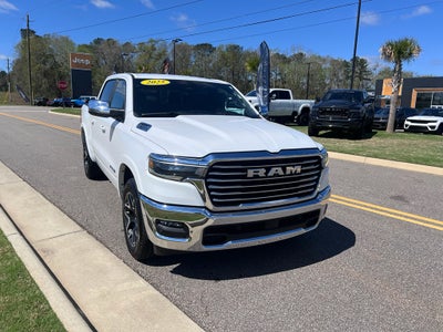 2025 RAM 1500 Laramie Crew Cab 4x4 5'7' Box