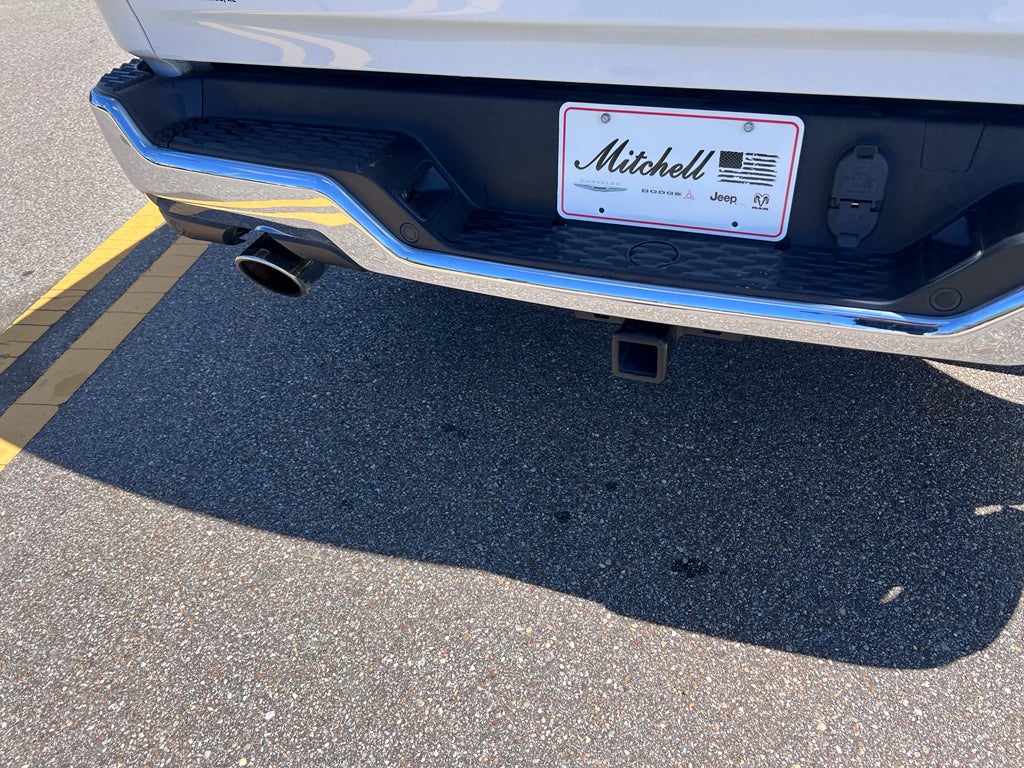 2025 RAM 1500 Laramie Crew Cab 4x4 5'7' Box