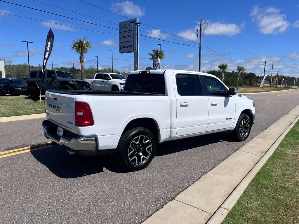 2025 RAM 1500 Laramie Crew Cab 4x4 5'7' Box