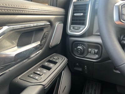 2027 RAM 1500 RAM 1500 LARAMIE CREW CAB 4X4 5'7' BOX