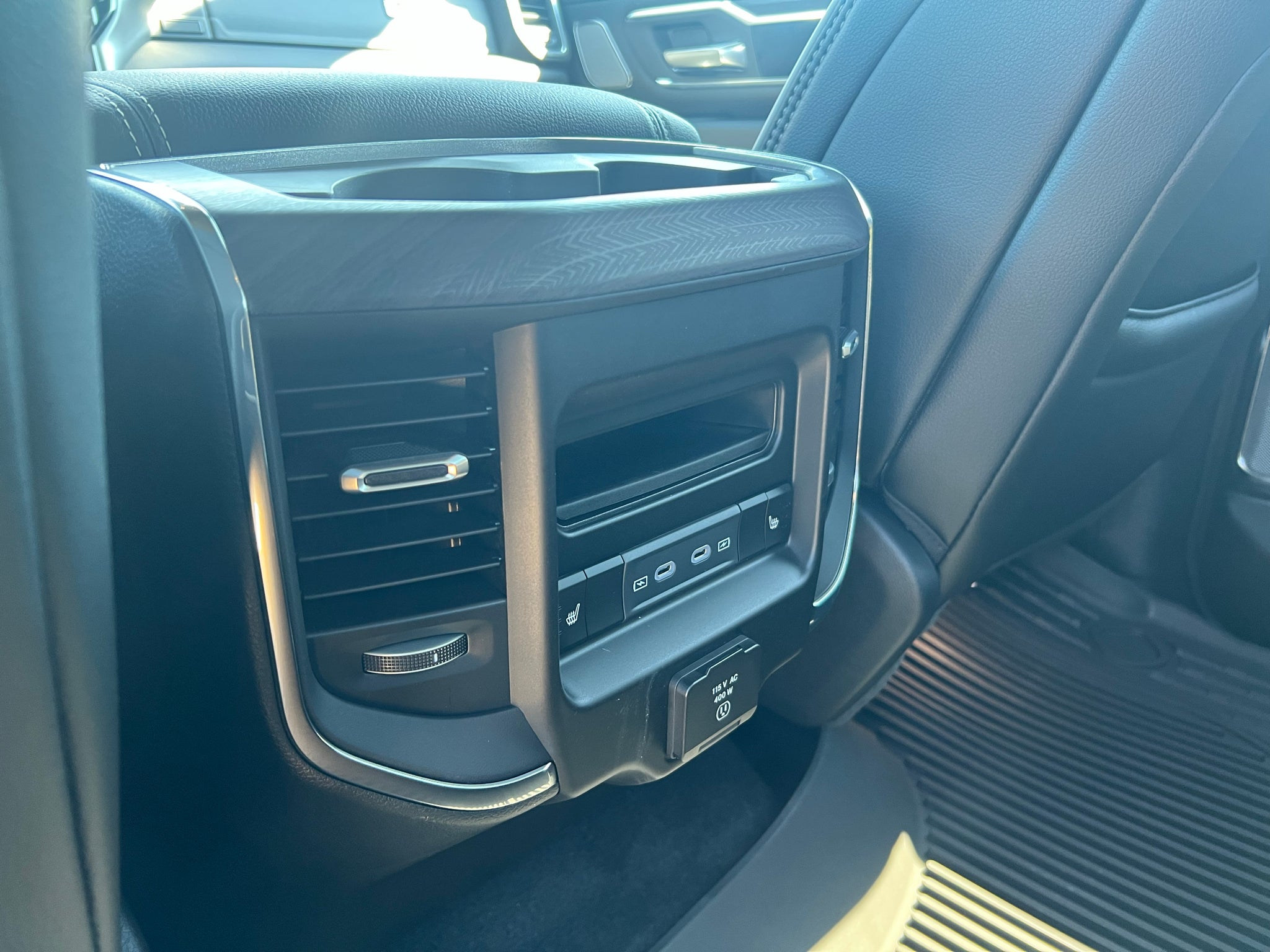 2027 RAM 1500 RAM 1500 LARAMIE CREW CAB 4X4 5'7' BOX