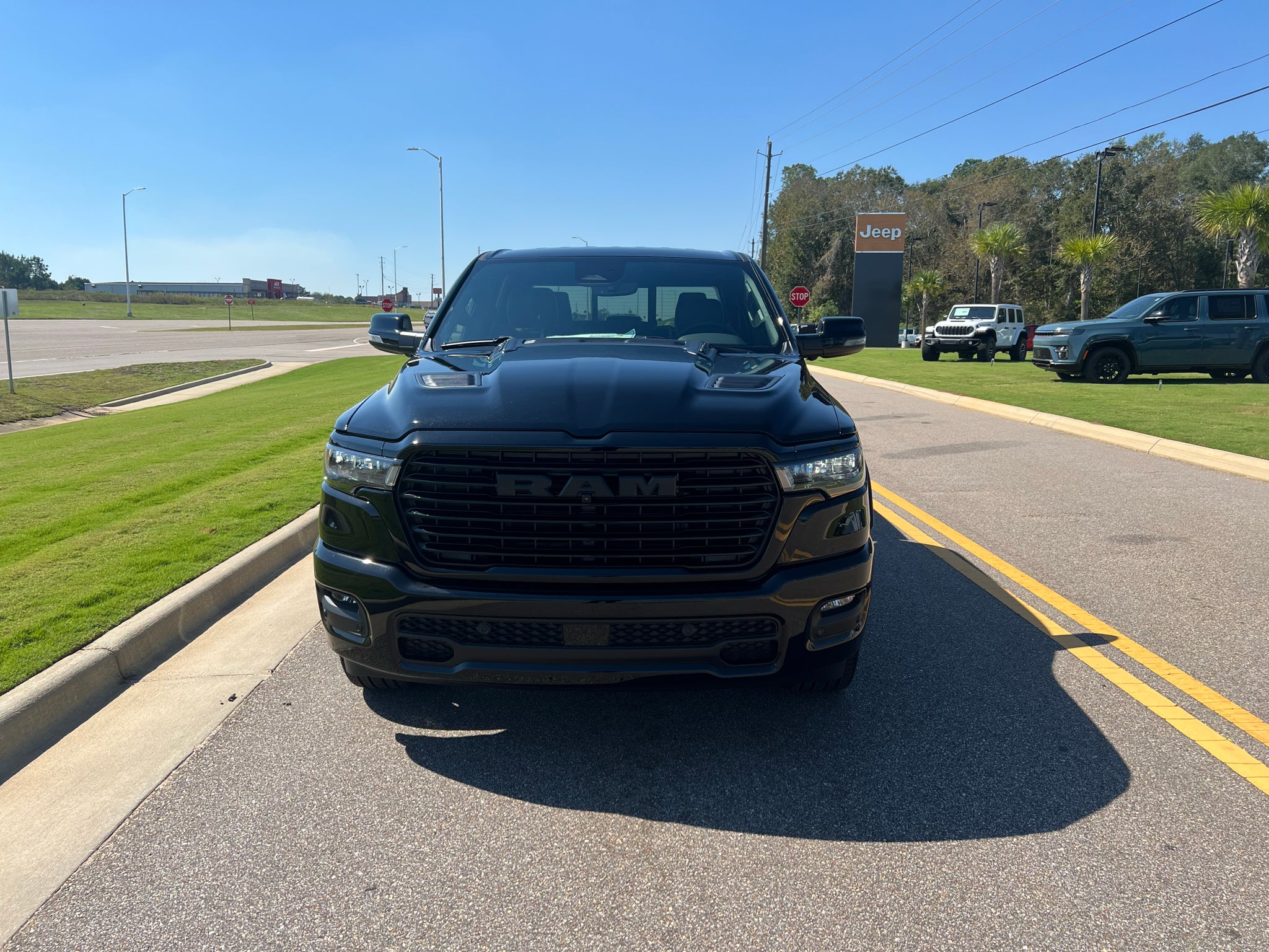 2027 RAM 1500 RAM 1500 LARAMIE CREW CAB 4X4 5'7' BOX