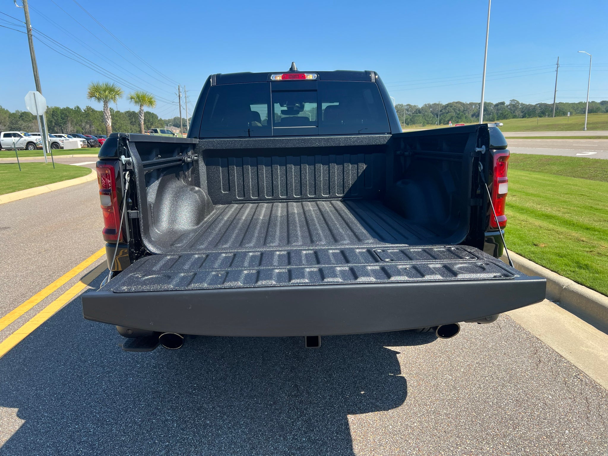 2027 RAM 1500 RAM 1500 LARAMIE CREW CAB 4X4 5'7' BOX