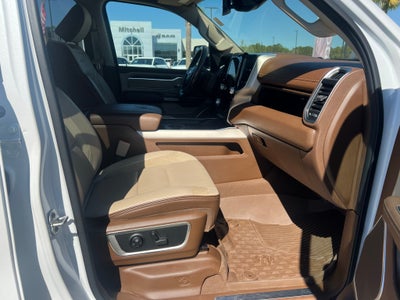 2019 RAM 1500 Laramie Crew Cab 4x4 5'7' Box