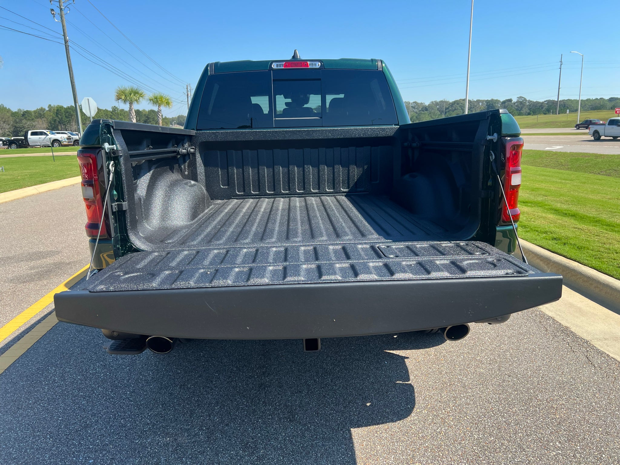 2027 RAM 1500 RAM 1500 LARAMIE CREW CAB 4X4 5'7' BOX