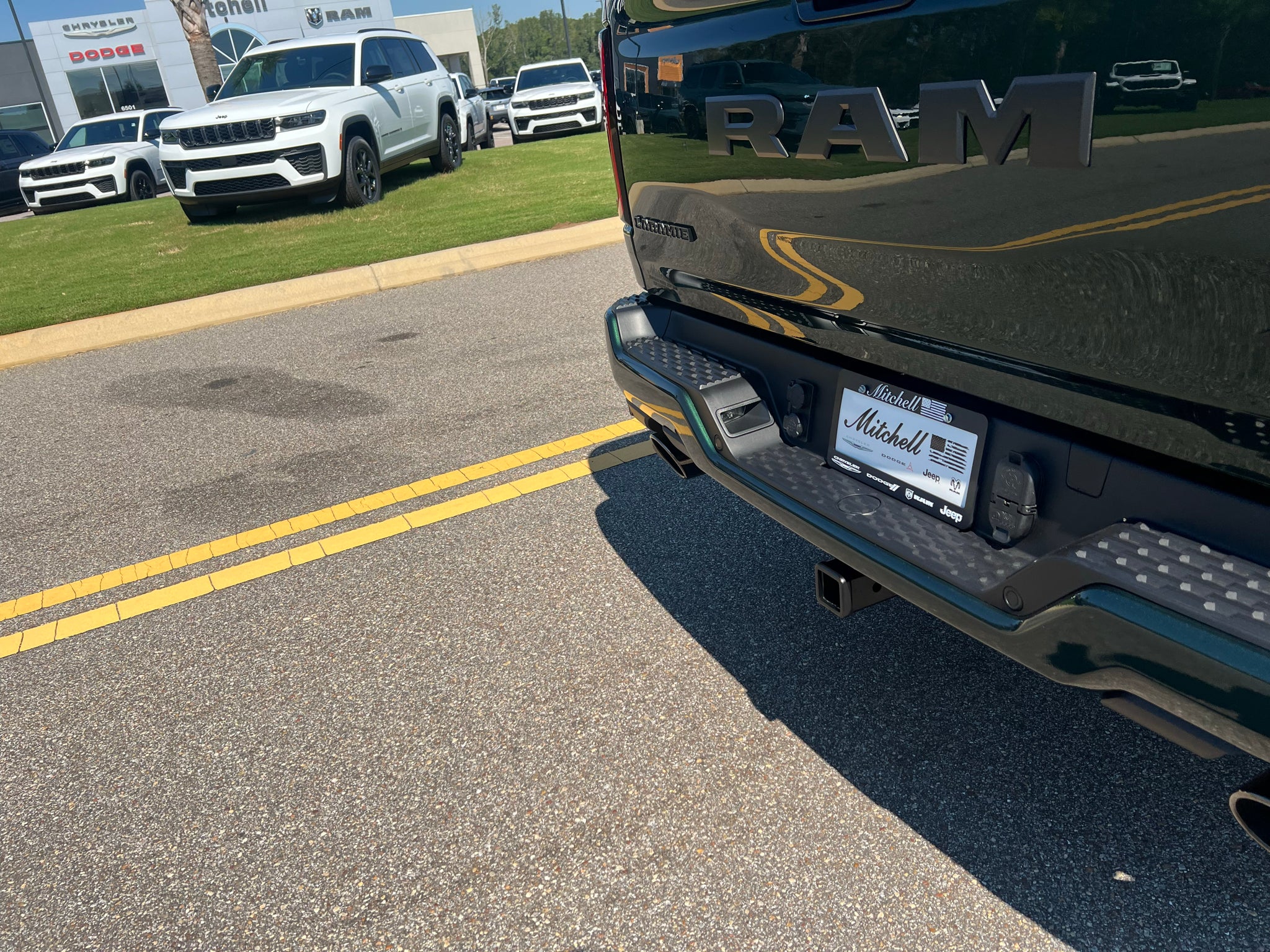 2027 RAM 1500 RAM 1500 LARAMIE CREW CAB 4X4 5'7' BOX