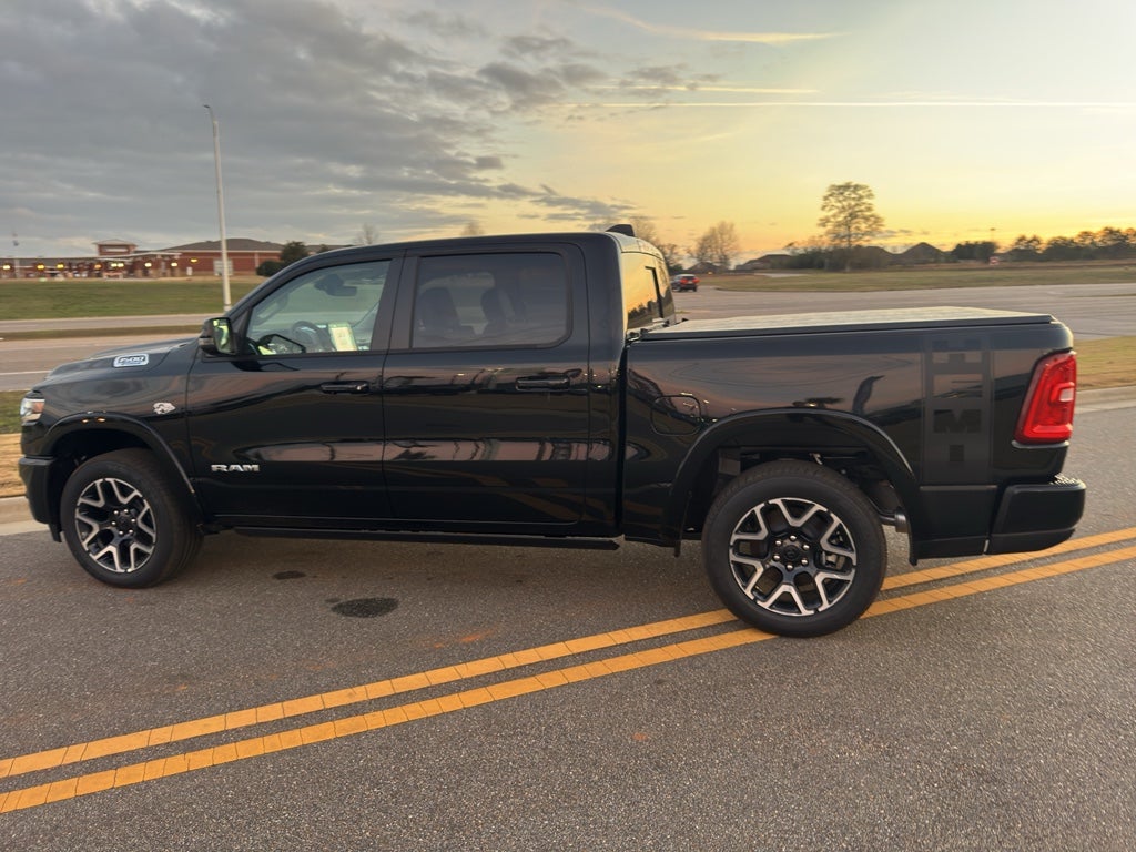 2026 RAM 1500 RAM 1500 LARAMIE CREW CAB 4X4 5'7' BOX