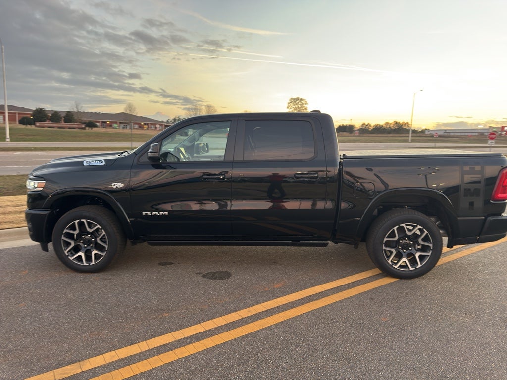 2026 RAM 1500 RAM 1500 LARAMIE CREW CAB 4X4 5'7' BOX