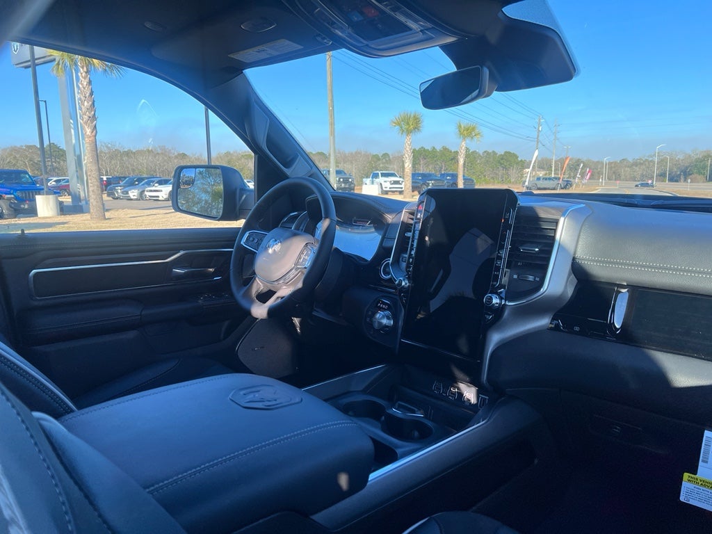 2026 RAM 1500 RAM 1500 LARAMIE CREW CAB 4X4 5'7' BOX