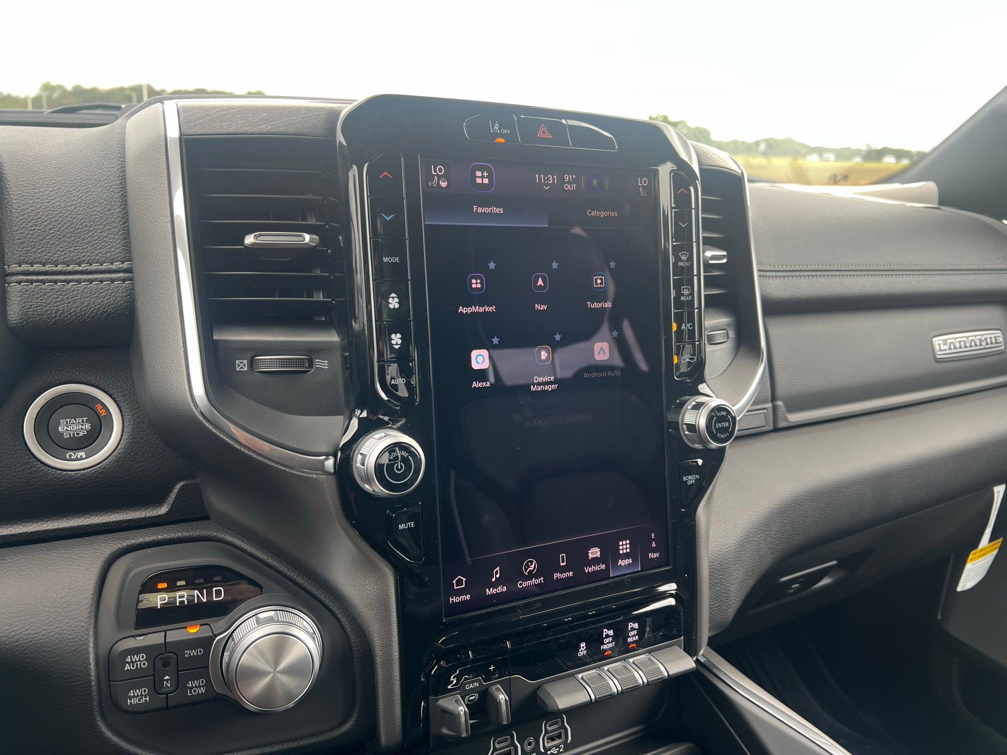 2027 RAM 1500 RAM 1500 LARAMIE CREW CAB 4X4 5'7' BOX