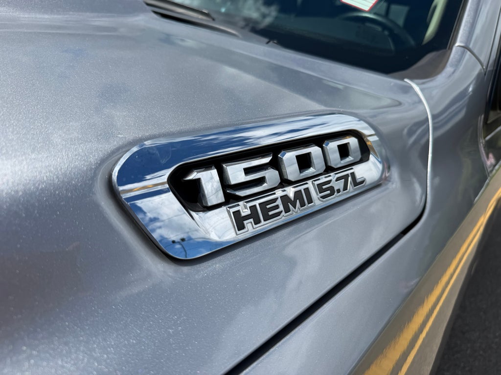 2021 RAM 1500 Laramie Crew Cab 4x4 5'7' Box