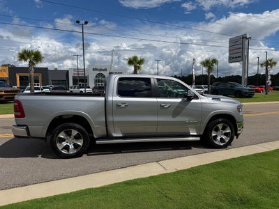 2021 RAM 1500 Laramie Crew Cab 4x4 5'7' Box