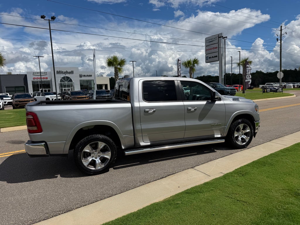 2021 RAM 1500 Laramie Crew Cab 4x4 5'7' Box