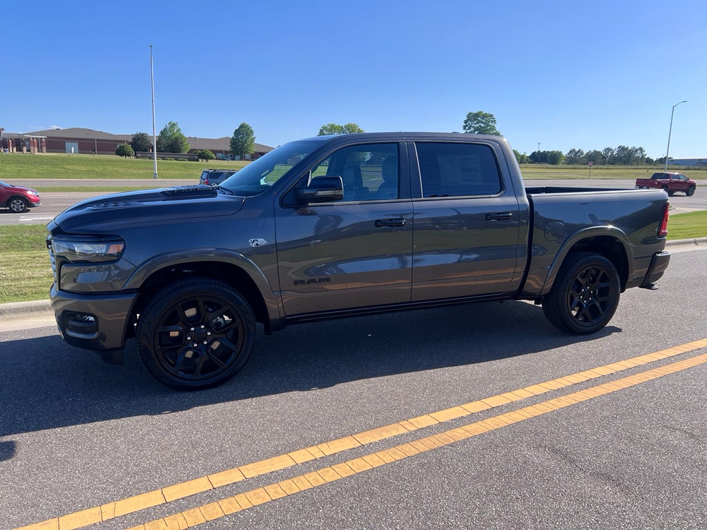2026 RAM 1500 RAM 1500 LARAMIE CREW CAB 4X4 5'7' BOX