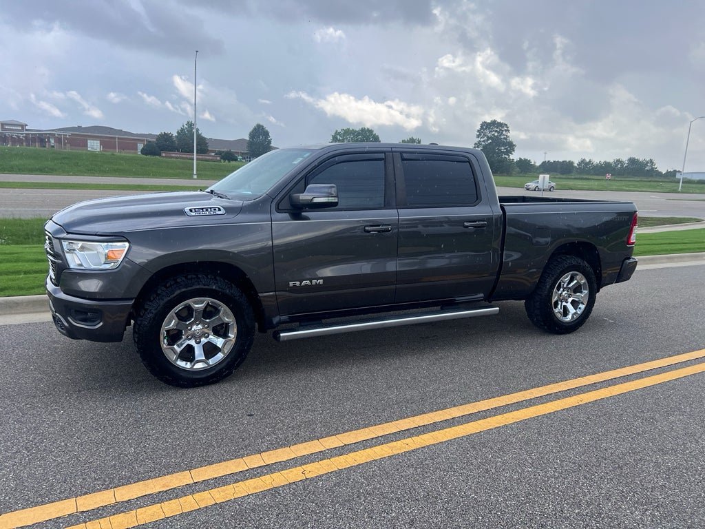 2020 RAM 1500 Big Horn Crew Cab 4x4 6'4' Box