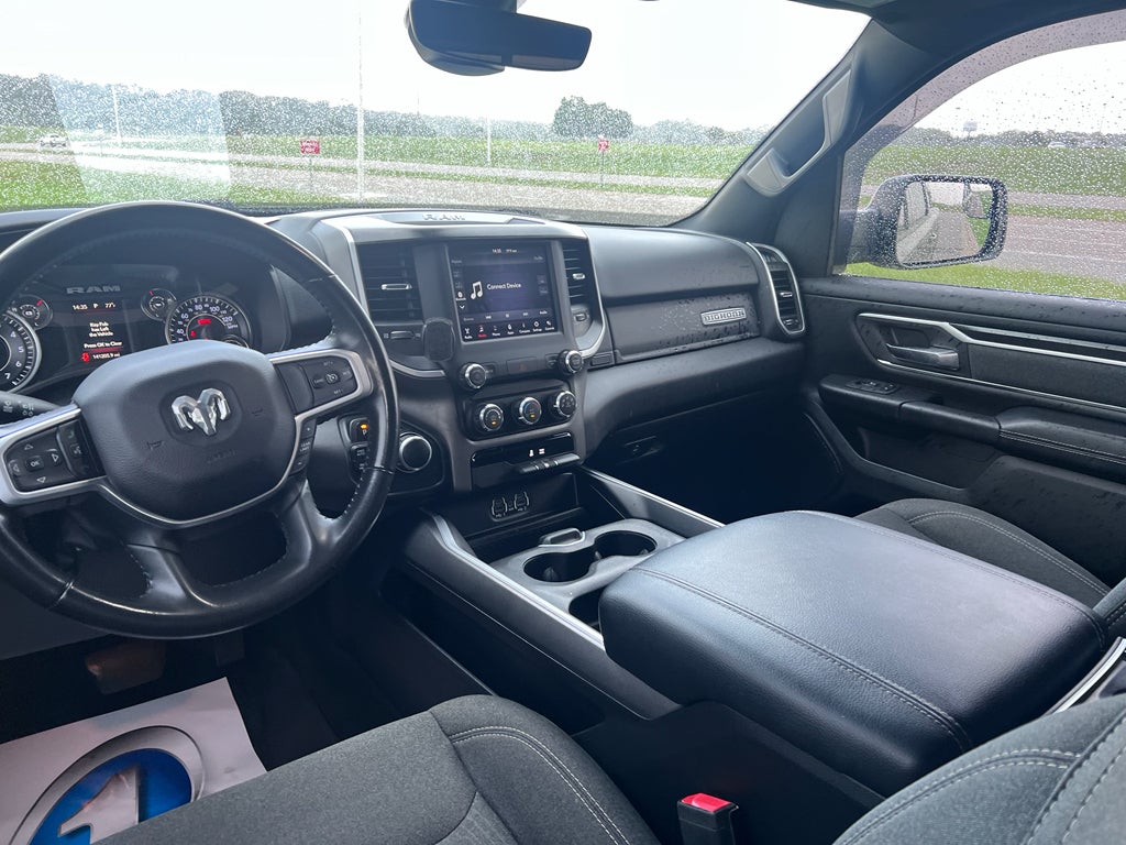2020 RAM 1500 Big Horn Crew Cab 4x4 6'4' Box