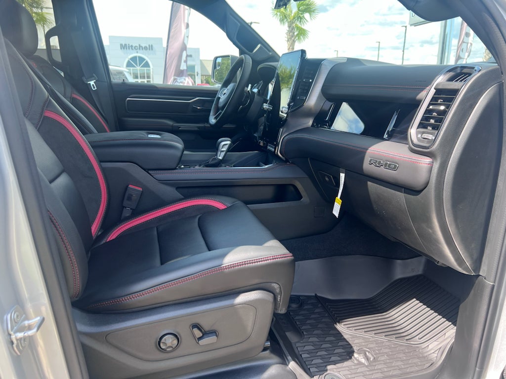 2026 RAM 1500 RAM 1500 RHO CREW CAB 4X4 5'7' BOX