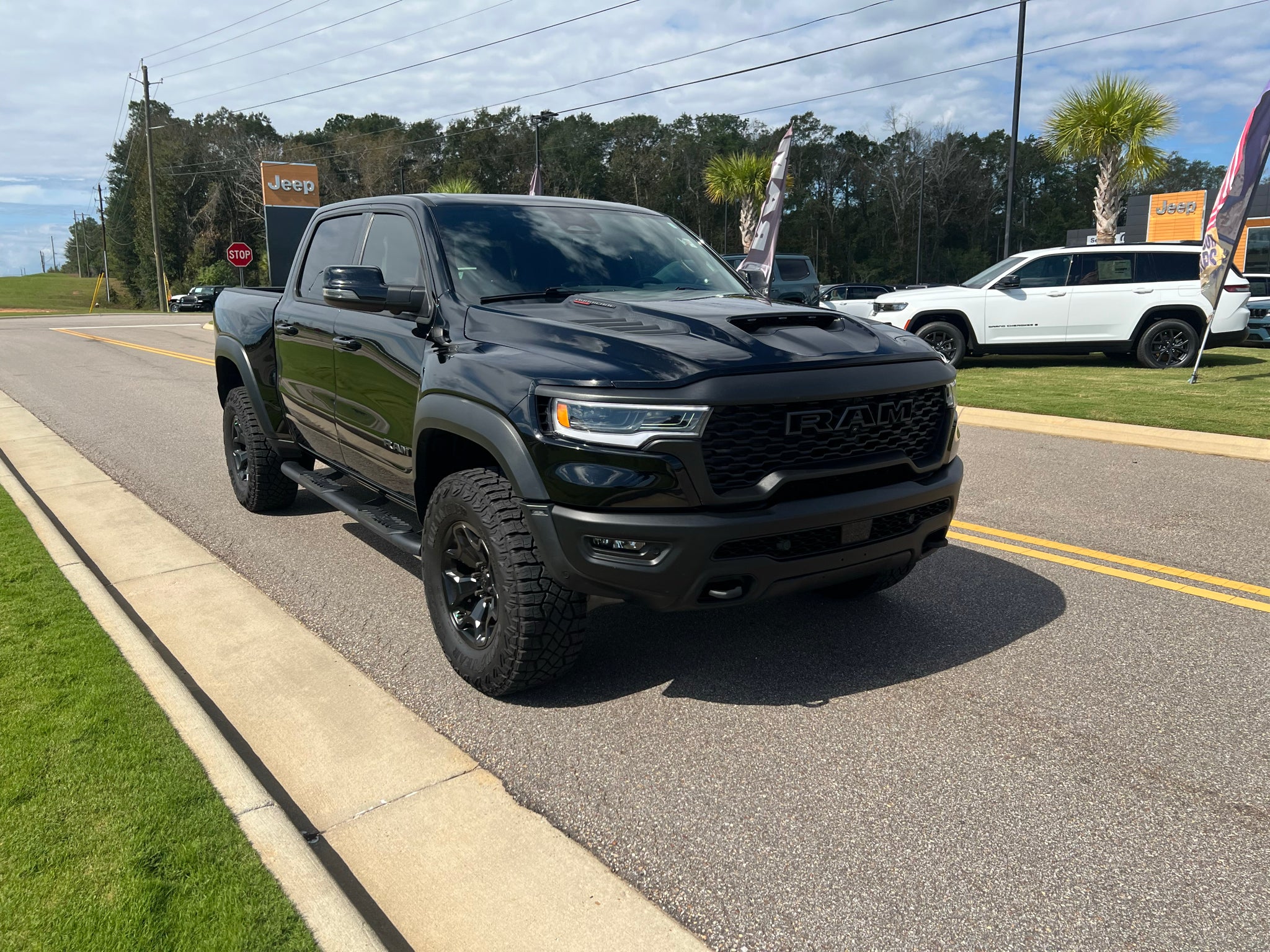 2026 RAM 1500 RHO Crew Cab 4x4 5'7' Box