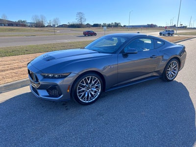 2025 Ford Mustang GT Premium Fastback