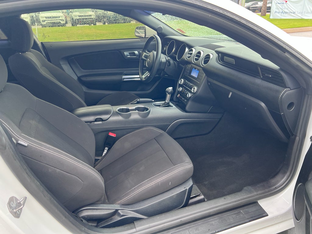 2021 Ford Mustang EcoBoost Fastback