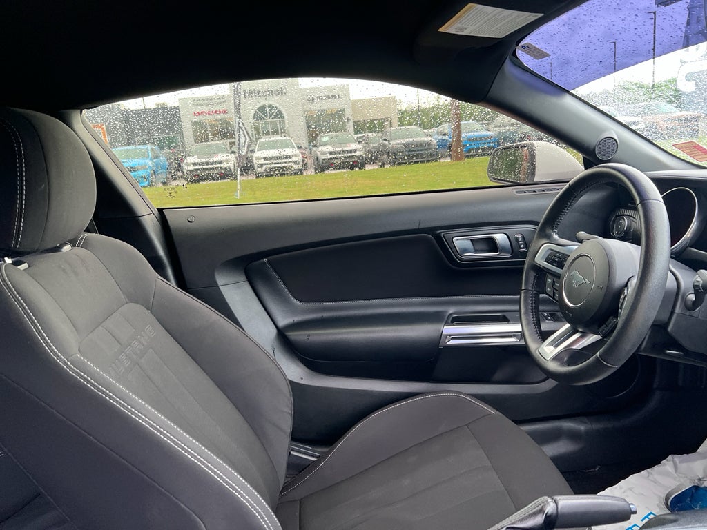 2021 Ford Mustang EcoBoost Fastback