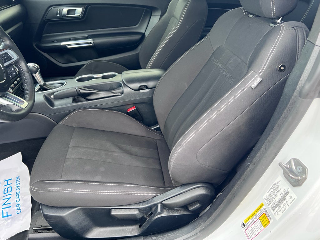 2021 Ford Mustang EcoBoost Fastback