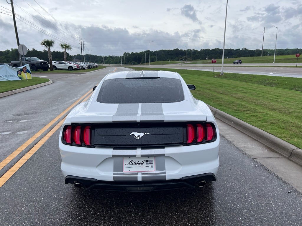 2021 Ford Mustang EcoBoost Fastback