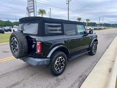 2022 Ford Bronco Outer Banks