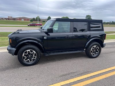 2022 Ford Bronco Outer Banks