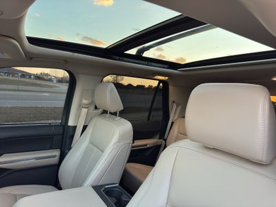 2024 Ford Expedition XLT