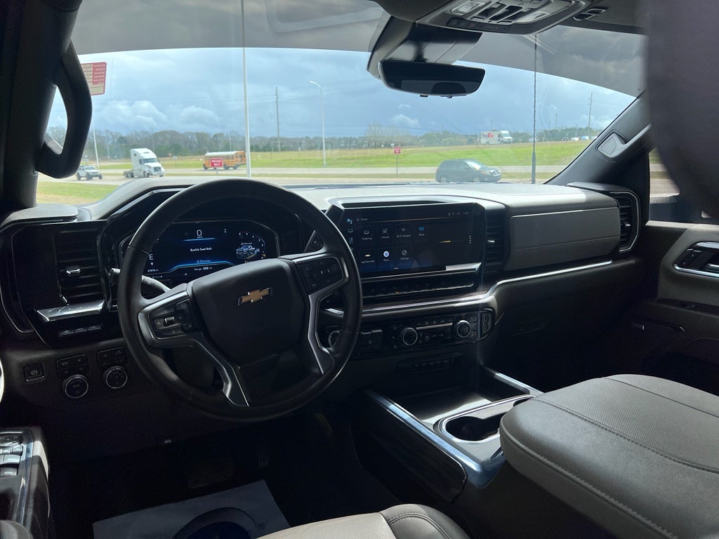 2024 Chevrolet Silverado LTZ